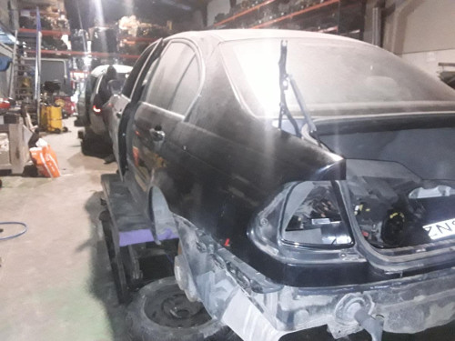 BMW SERIE 3 BERLINA (E46) — автомобиль-донор на запчасти 