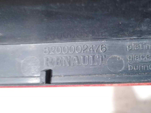 PILOTO TRASERO DERECHO INTERIOR Renault LAGUNA II (BG0) 