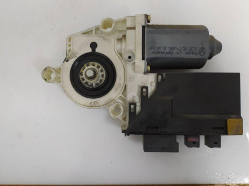 MOTOR ELEVALUNAS DELANTERO IZQUIERDO Peugeot 807 