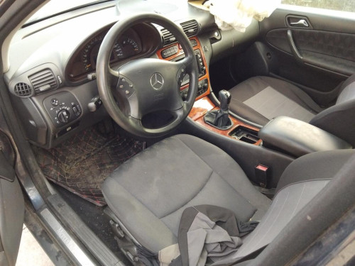 Mercedes-Benz C Berlina (BM 203)(02.2000->) — автомобиль-донор на запчасти 