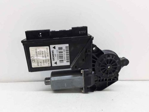 MOTOR ELEVALUNAS TRASERO DERECHO Audi A4 BERLINA (8E) 