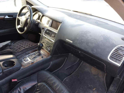 AUDI Q7 (4L)