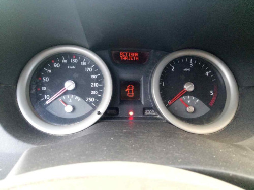  RENAULT MEGANE II BERLINA 5P 