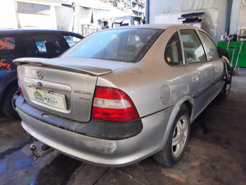  OPEL VECTRA B BERLINA 