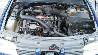 SEAT CORDOBA BERLINA (6K2)