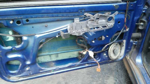 SEAT CORDOBA BERLINA (6K2) 