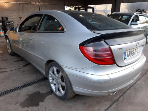  MERCEDES-BENZ CLASE C (BM 203) SPORTCOUPE 