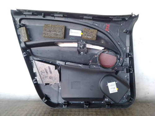 GUARNECIDO PUERTA DELANTERA DERECHA Fiat II DOBLÒ (152) 