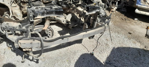 REFUERZO PARAGOLPES DELANTERO Opel CORSA E 