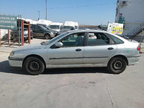  RENAULT LAGUNA (B56) 