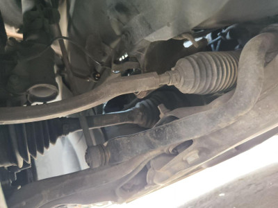 EJE DELANTERO / CUNA MOTOR