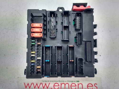  CAJA RELES / FUSIBLES Opel VECTRA C BERLINA 