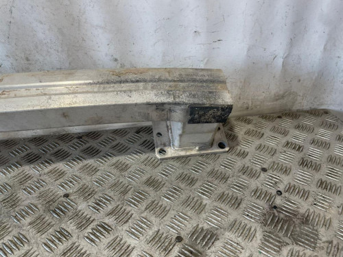 REFUERZO PARAGOLPES DELANTERO 