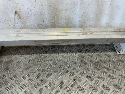 REFUERZO PARAGOLPES DELANTERO 