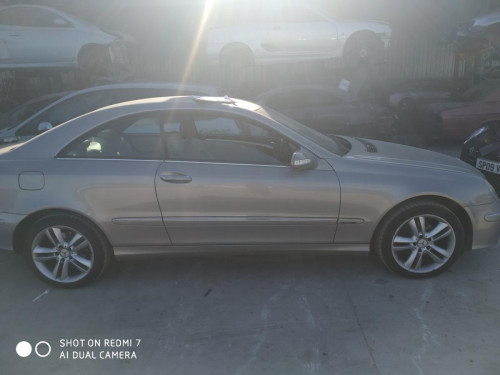  MERCEDES-BENZ CLK (BM 209) COUPE 