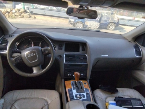  AUDI Q7 (4L) 