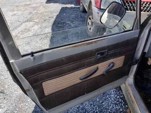 SUZUKI SAMURAI (SJ) — автомобиль-донор на запчасти 