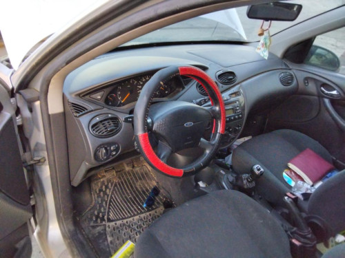  FORD FOCUS BERLINA (CAK) 