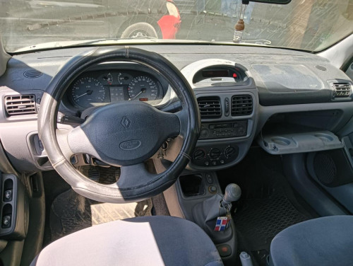 RENAULT CLIO II FASE I (B/CB0) — автомобиль-донор на запчасти 
