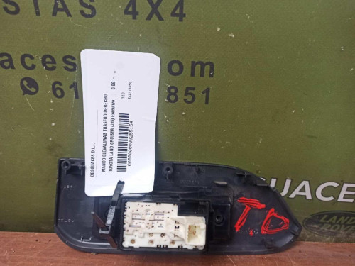 MANDO ELEVALUNAS DELANTERO DERECHO Toyota LAND CRUISER (J15) 