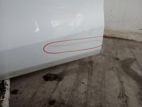 PUERTA DELANTERA IZQUIERDA Ford FIESTA (CNN) 