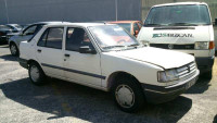 PEUGEOT 309