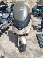 PIAGGIO (VESPA) X 8