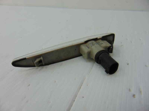  PILOTO LATERAL DERECHO BMW SERIE 7 (E65/E66) 