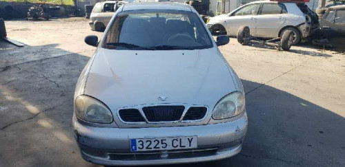  DAEWOO LANOS 