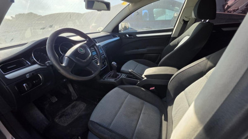 SKODA SUPERB (3T4) — автомобиль-донор на запчасти 