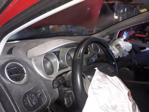 SEAT IBIZA BERLINA (6J5) — автомобиль-донор на запчасти 