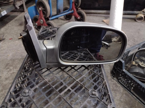 RETROVISOR DERECHO HYUNDAI SANTA FE (SM) 