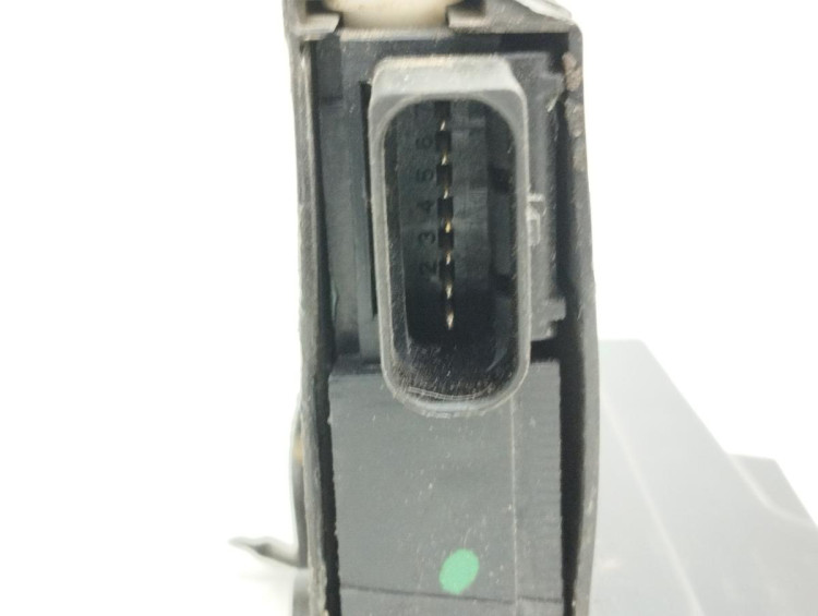 CERRADURA PUERTA TRASERA IZQUIERDA
