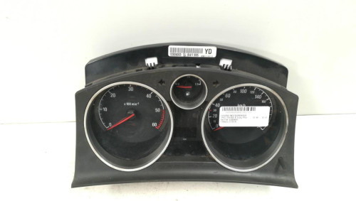  CUADRO INSTRUMENTOS OPEL ZAFIRA B 