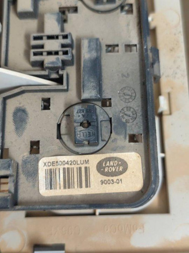  LUZ INTERIOR LAND ROVER 