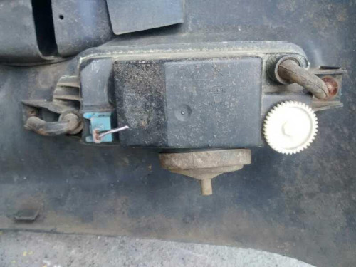  FARO ANTINIEBLA DERECHO FORD ESCORT BERL./TURNIER 