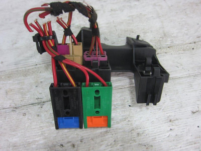 CAJA RELES / FUSIBLES, AUDI, A4 BERLINA (8E)