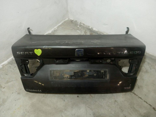 PORTON TRASERO SEAT TOLEDO (1M2) 