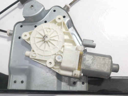  ELEVALUNAS DELANTERO DERECHO SSANGYONG KYRON 
