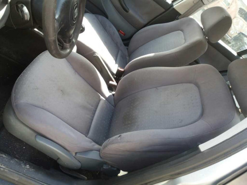  SEAT TOLEDO (1M2) 
