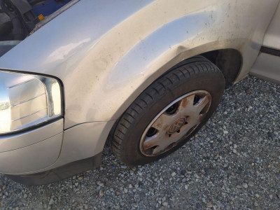 MANGUETA DELANTERA IZQUIERDA, VOLKSWAGEN, FOX (5Z1)(04.2005)