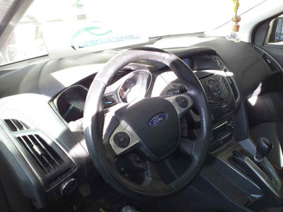 FORD FOCUS BERLINA (CB8)
