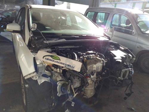  FORD FOCUS BERLINA (CB8) 