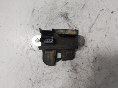 CERRADURA MALETERO / PORTON Volkswagen Tiguan (5N1)(11.2007->)