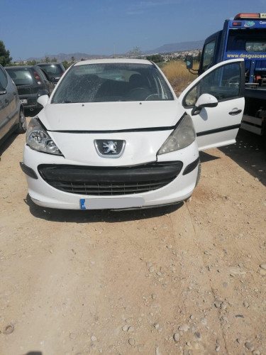 PEUGEOT 207 — автомобиль-донор на запчасти 