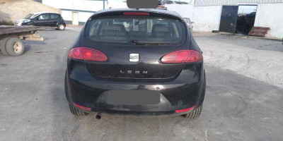 SEAT LEON (1P1)