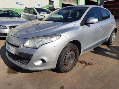 RENAULT MEGANE III BERLINA 5P