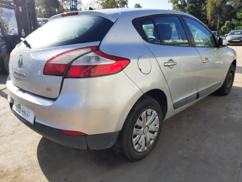  RENAULT MEGANE III BERLINA 5P 