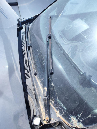 BRAZO LIMPIA DELANTERO IZQUIERDO Volkswagen TOURAN (1T1) 