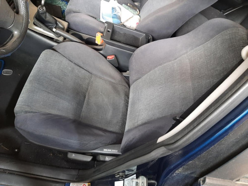  TOYOTA COROLLA (E12) 